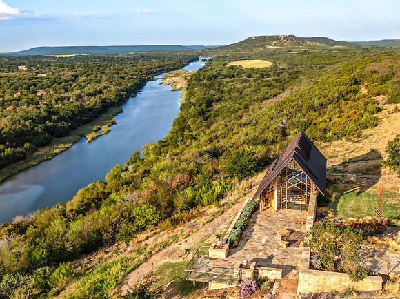 Rio Roca Chapel above the Brazos River